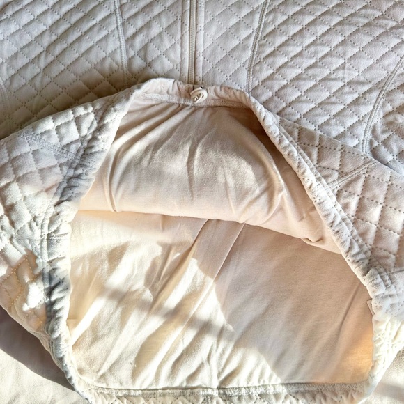 Quilted Half-Zip Pullover Sweatshirt - Cream - Picture 6 of 10